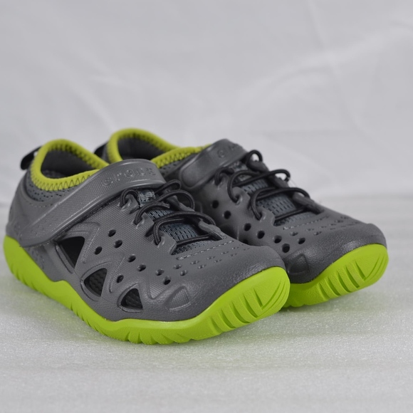 crocs swiftwater play